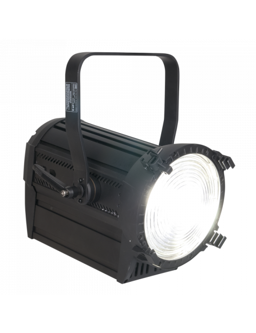 SHOWTEC Performer Fresnel 2000 DDT MKII Daylight